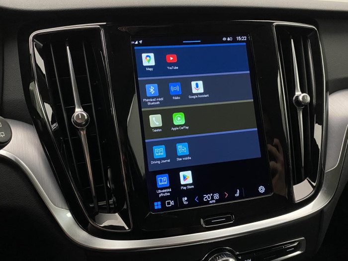 Volvo V60 CC B4 AWD MOMENTUM REZERVACE 2.0 CC CC Momentum