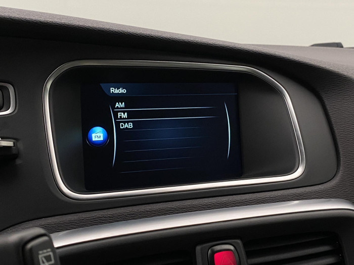 Volvo V40 D3 MOMENTUM AUT 2.0 d Momentum