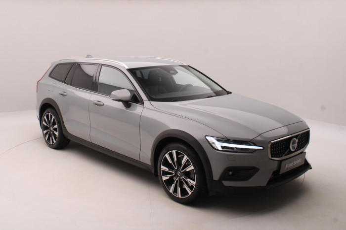 Volvo V60 CC B5 AWD BRIGHT PLUS AUT