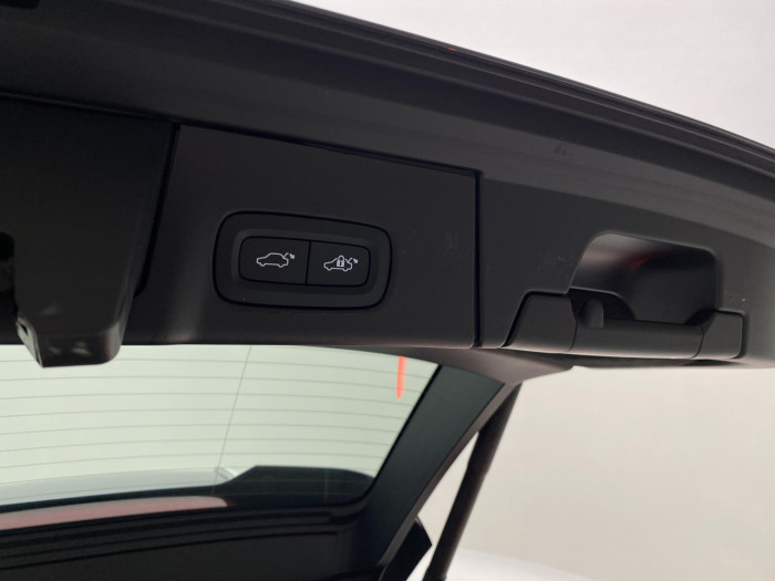 Volvo V90 T6 AWD PLUG-IN BRIGHT PLUS