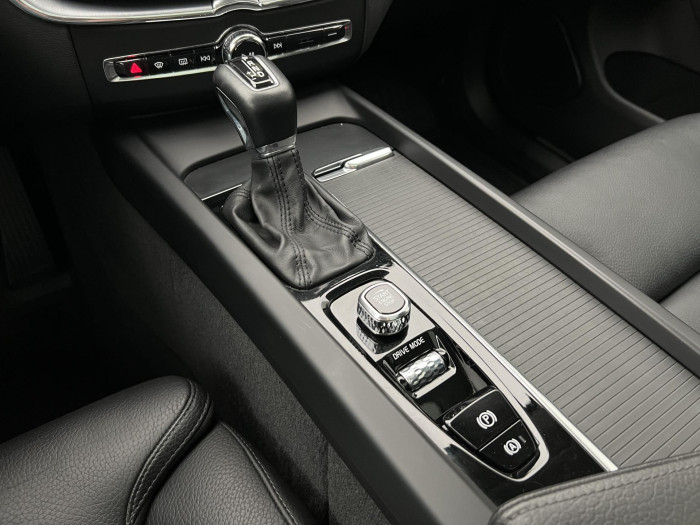 Volvo XC60 D4 AWD MOMENTUM AUT 2.0 d Momentum