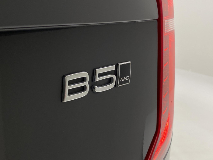 Volvo XC90 B5 AWD CORE AUT CZ 7míst