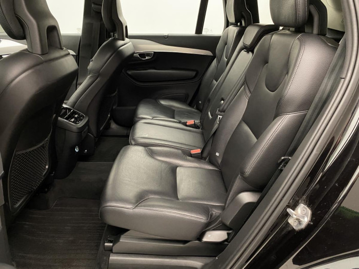Volvo XC90 D5 AWD MOMENTUM AUT 2.0 d Momentum
