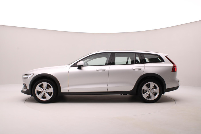 Volvo V60 CC B4 AWD MOMENTUM AUT 2.0 CC CC Momentum