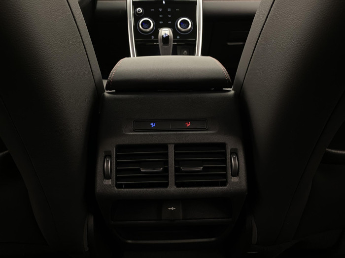 Land Rover Discovery Sport D200 R-DYNAMIC SE AWD AUT 2.0 d Dynamic SE