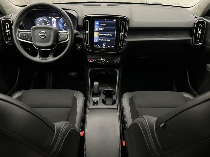 Volvo XC40 D3 MOMENTUM PRO AUT 1.maj. 2.0 d Momentum