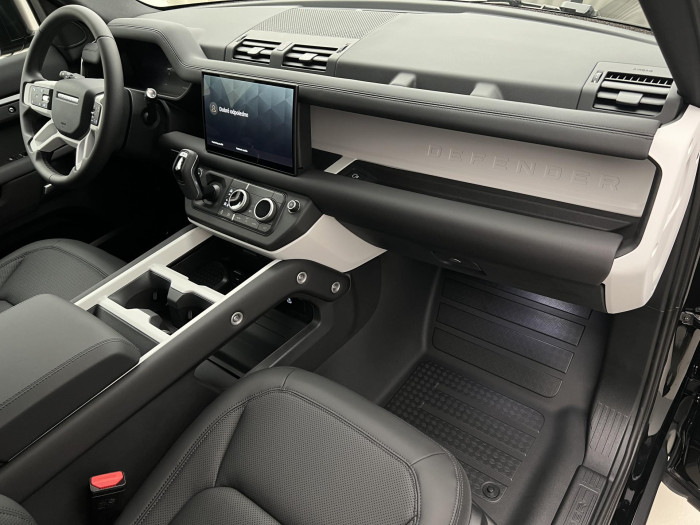 Land Rover Defender 110 D200 S AWD AUT 3.0 d