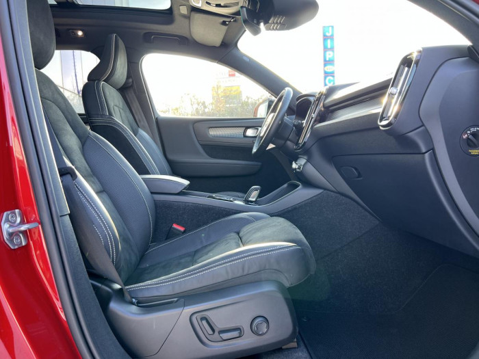 Volvo XC40 T5 R-DESIGN RECHARGE Aut 1.maj