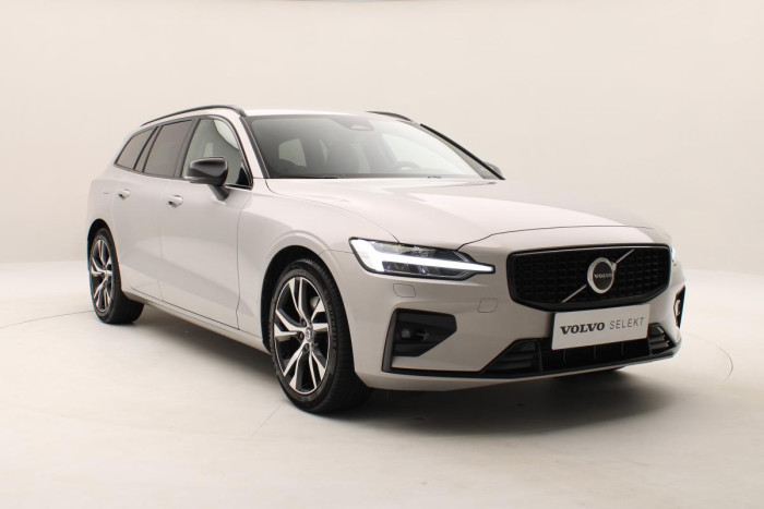 Volvo V60 B4 PLUS DARK AUT CZ 1.maj