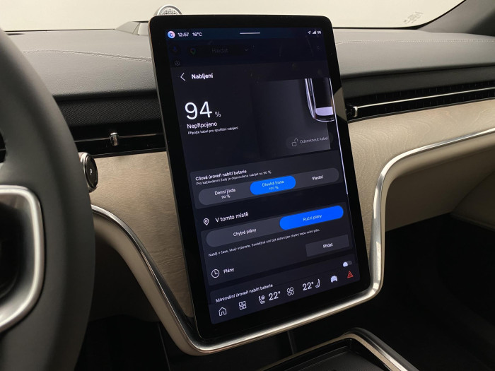 Volvo EX90 PURE ELECTRIC TWIN ULTRA 7míst