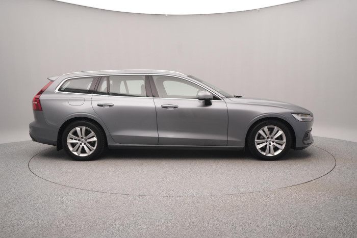 Volvo V60 B4 MOMENTUM PRO AUT 2.0 Momentum