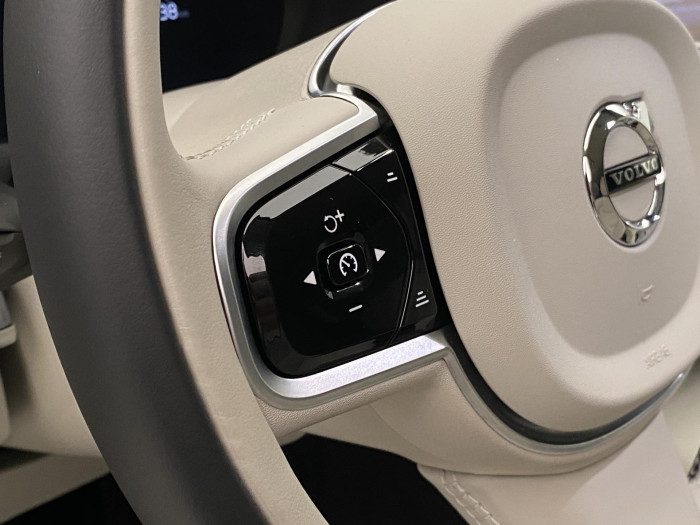 Volvo XC90 T8 AWD BRIGHT PLUS AUT 7míst