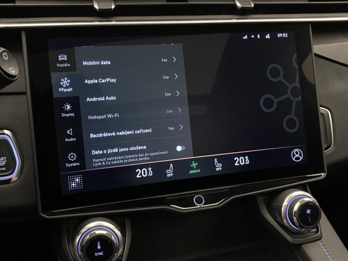 Lynk & Co 01 PHEV DCT AUT REZERVACE