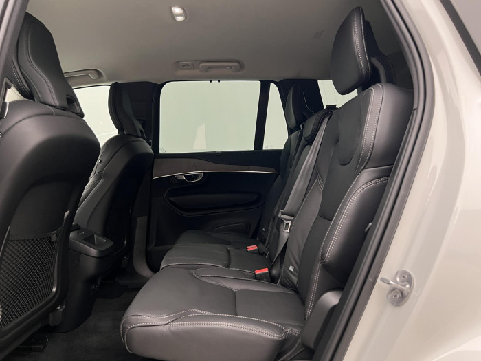 Volvo XC90 B5 AWD PLUS DARK 7MÍST AUT CZ