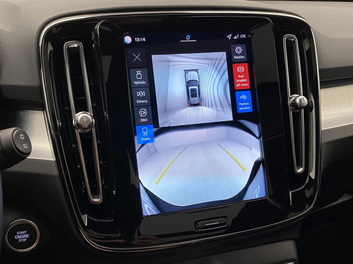 Volvo XC40 B3 AUT DARK PLUS