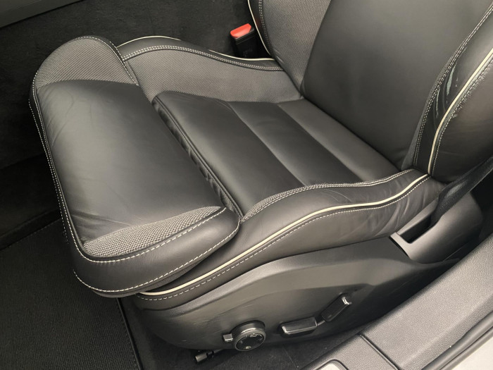 Volvo V60 B4 R-DESIGN AUT