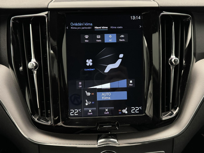 Volvo XC60 B5 AWD R-DESIGN AUT