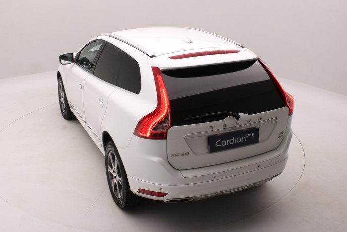 Volvo XC60 D5 AWD SUMMUM AUT CZ 2.4 d Summum
