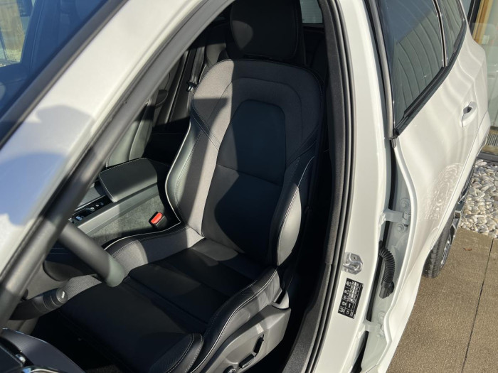 Volvo XC60 T8 AWD R-DESIGN Aut 1.maj.