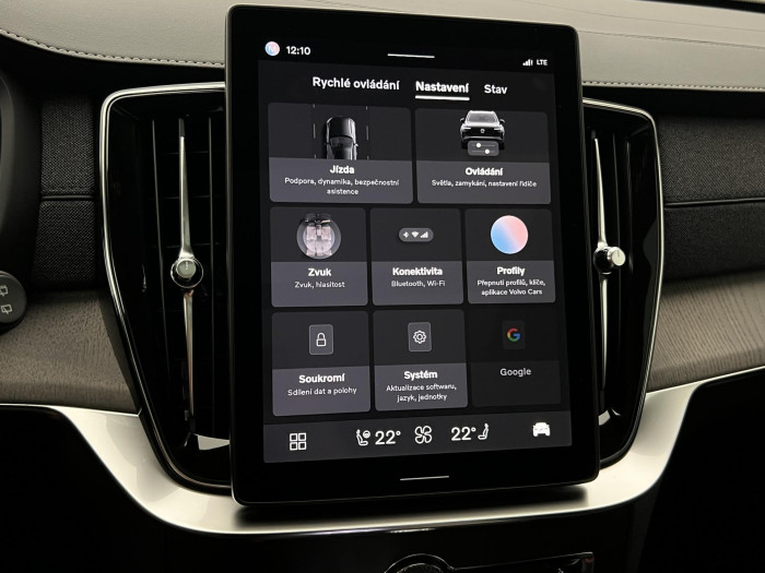 Volvo XC90 T8 AWD RECHARGE DARK ULTRA AUT