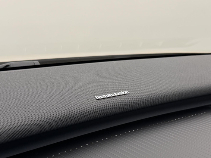 Volvo EX30 PURE ELECTRIC SINGLE PLUS