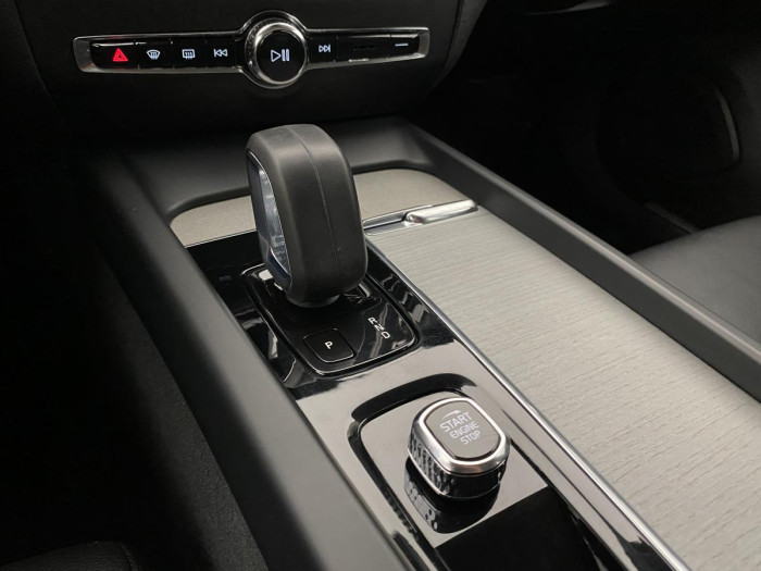 Volvo V60 CC B4 AWD ADVANCED REZERVACE 2.0 CC CC