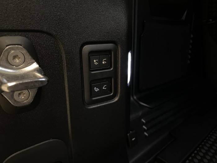 Land Rover Defender 110 D300 X-DYNAMIC HSE AWD AUT 3.0 d Dynamic