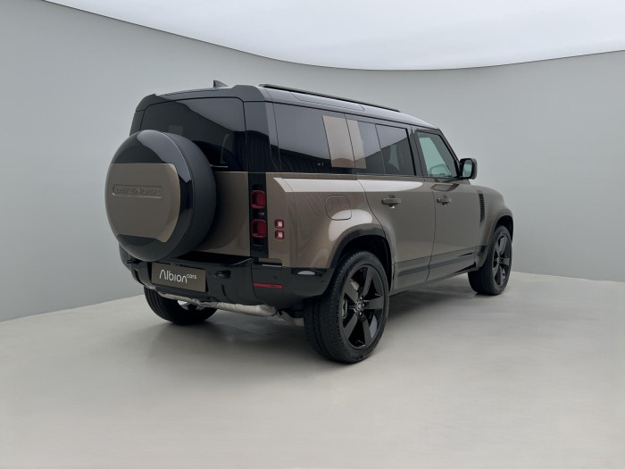 Land Rover Defender 110 D300 X-DYN. HSE REZERVACE 3.0 d