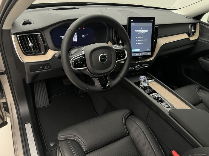 Volvo XC60 T6 AWD RECHARGE BRIGHT ULTRA