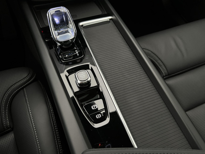 Volvo XC60 B5 AWD ULTRA BLACK EDITION AUT 2.0 Edition