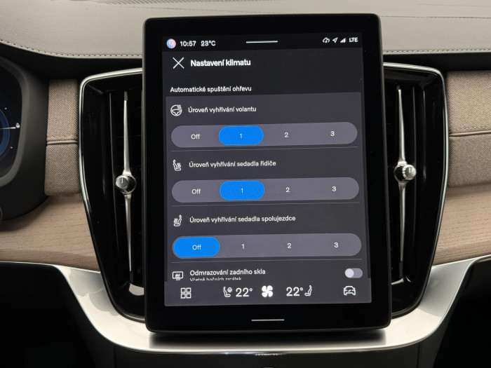 Volvo XC90 T8 AWD RECHARGE CZ REZERVACE
