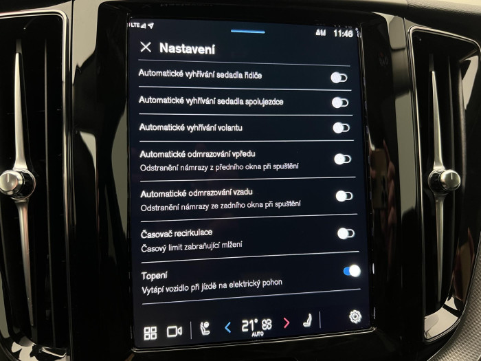 Volvo XC60 T6 AWD RECHARGE PLUS DARK AUT