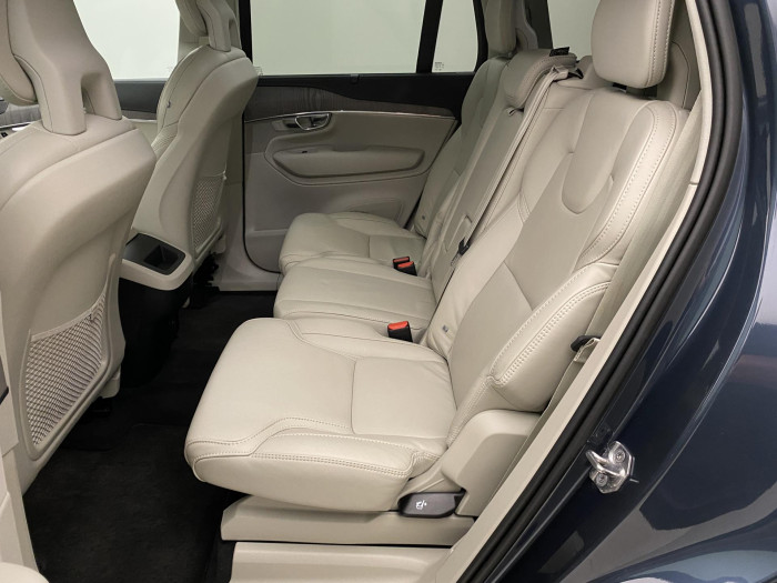 Volvo XC90 B5 AWD INSCRIPTION CZ AUT 7m