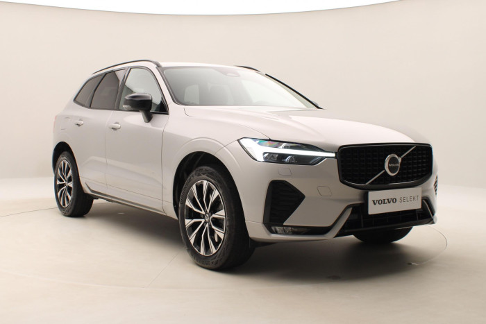Volvo XC60 B4 AWD PLUS DARK AUT CZ 1.maj