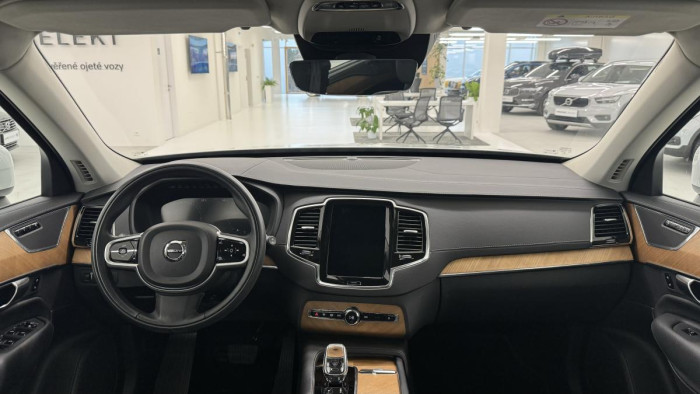 Volvo XC90 B5 AWD INSCRIPTION REZERVACE