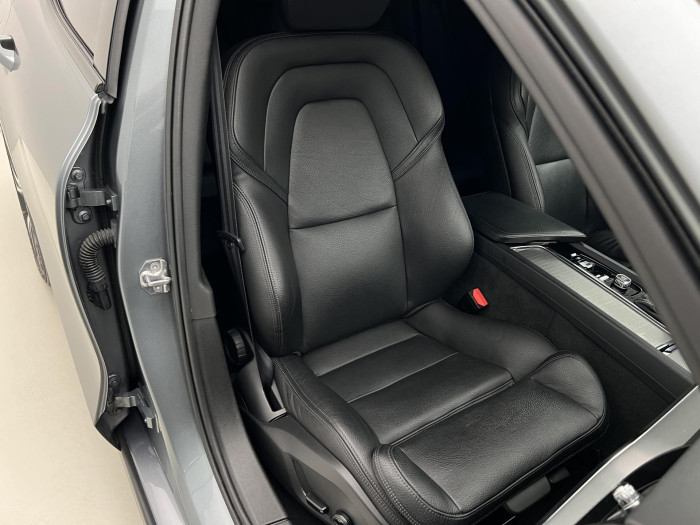 Volvo S60 T5 R-DESIGN POLESTAR AUT CZ