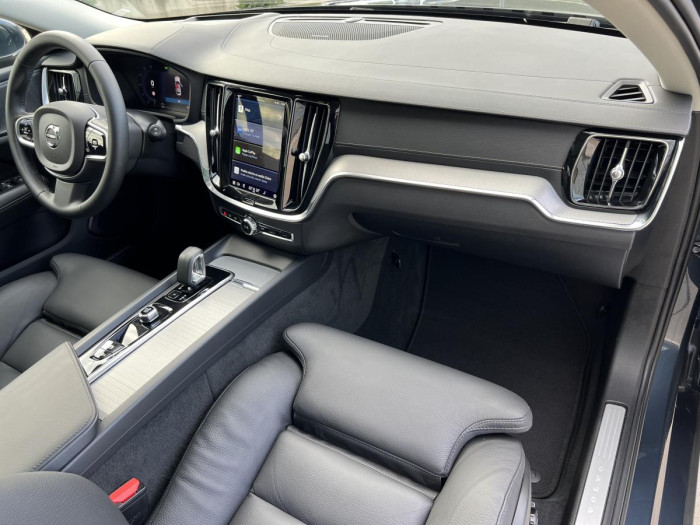 Volvo V60 B4 ULTIMATE BRIGHT Aut 1.maj.