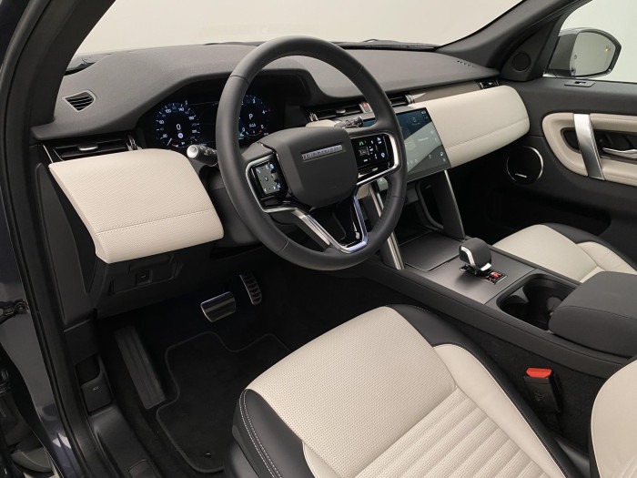 Land Rover Discovery Sport D200 SE DYNAMIC AWD CZ 1.maj 2.0 d SE Dynamic