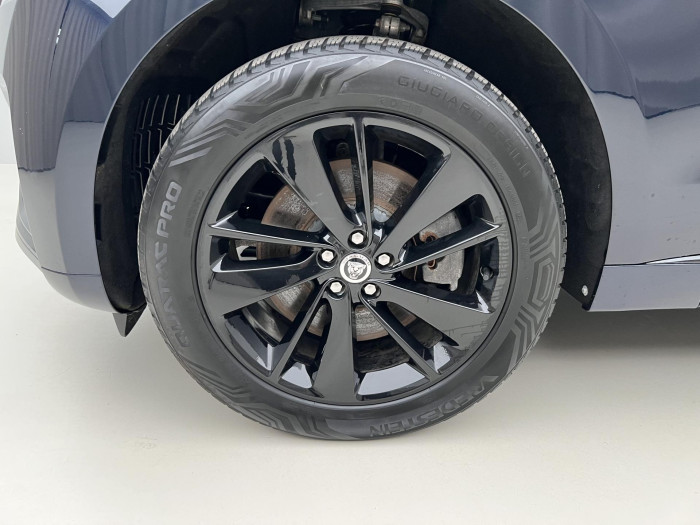 Jaguar F-Pace D300 AWD R-DYNAMIC SE AUT 3.0 d Dynamic SE