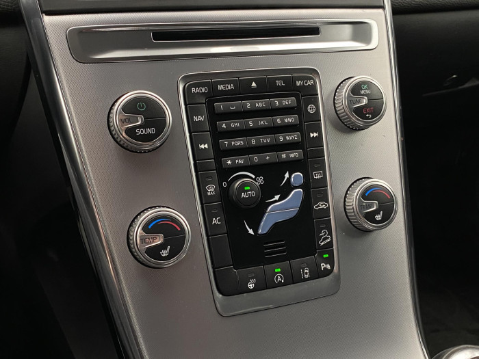 Volvo XC60 D4 AWD MOMENTUM AUT 2.4 d Momentum