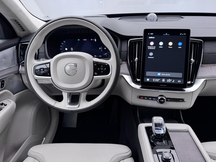 Volvo XC90 B5 AWD AUT BRIGHT ULTRA 7 míst