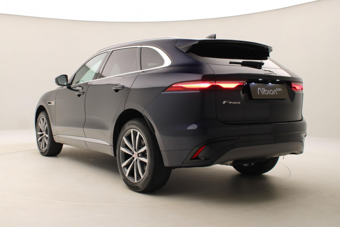 Jaguar F-Pace P250 AWD R-DYNAMIC REZERVACE 2.0 Dynamic