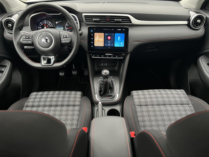MG ZS 1.5 ESSENTIAL PLUS CZ 1.maj.