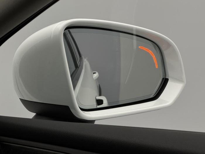 Volvo V60 CC B4 AWD ULTIMATE REZERVACE 2.0 CC CC