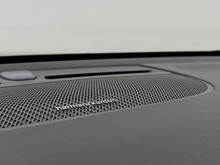 Volvo XC40 B3 AUT PLUS BLACK EDITION