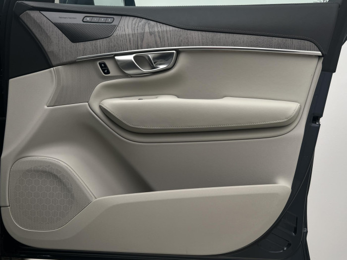 Volvo XC90 B6 AWD PLUS BRIGHT 7MÍST CZ