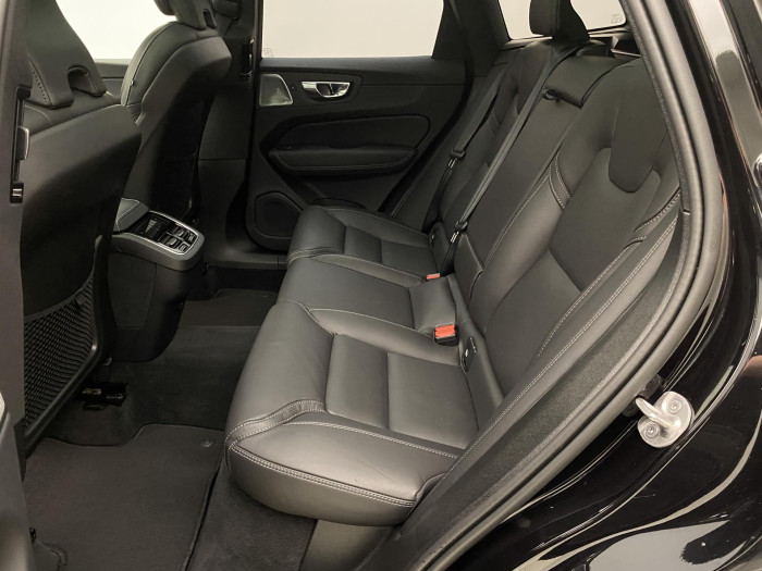 Volvo XC60 B5 AWD ULTIMATE BLACK EDITION 2.0 Edition