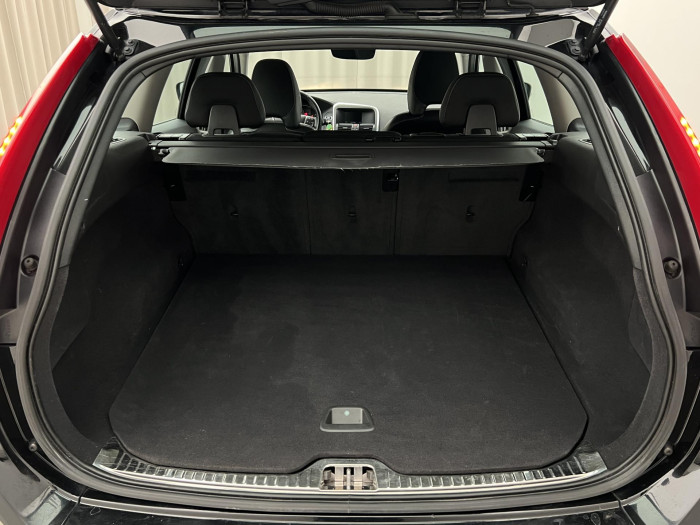 Volvo XC60 D4 AWD MOMENTUM AUT CZ 2.4 d Momentum