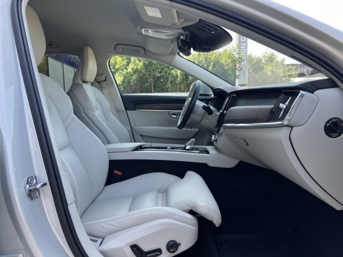 Volvo V90 B6 AWD INSCRIPTION Aut 1.maj.