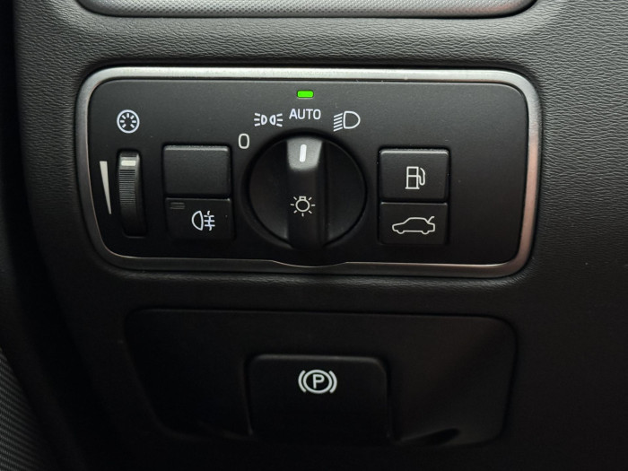 Volvo V70 D4 MOMENTUM AUT 2.0 d Momentum